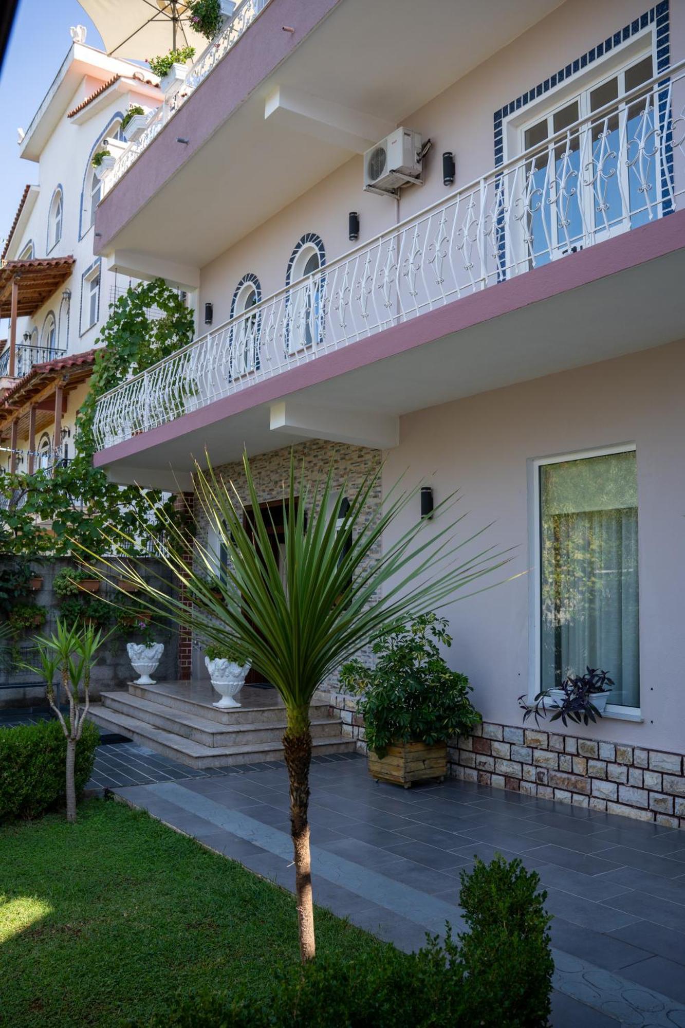 Alesio Guest House Krujë エクステリア 写真